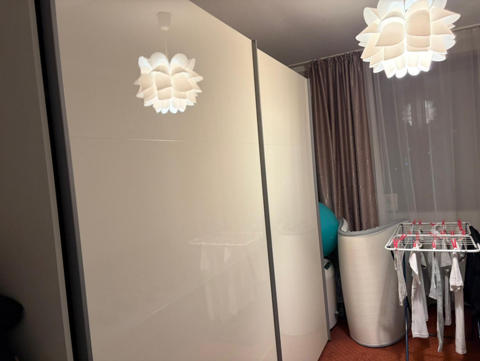 Tomis Plus imobil 3 camere , 103 mp. utili, loc parcare subteran, mobilat