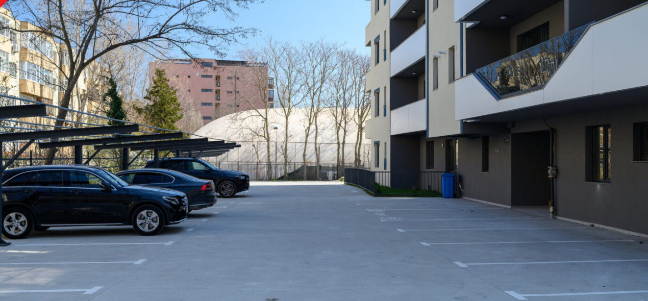 Tomis III , spatii IDEAL BIROURI, 65 mp., LOC PARCARE