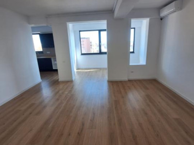 Tomis III , spatii IDEAL BIROURI, 65 mp., LOC PARCARE