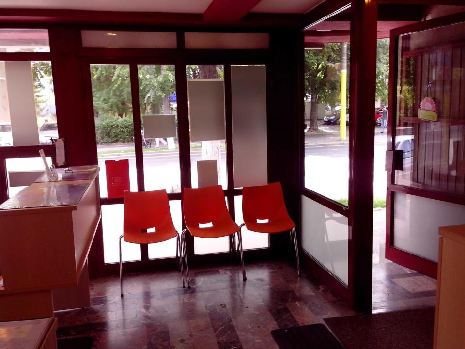 Ultracentral, cladire birouri, D+P+1, 90 mp.