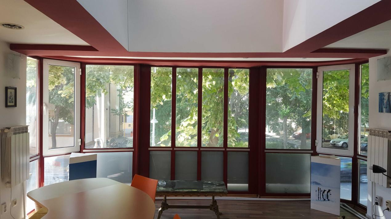 Ultracentral, cladire birouri, D+P+1, 90 mp.