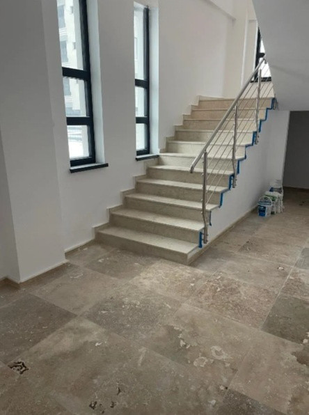 Palazu Mare, spatiu 500 mp., etaj 1