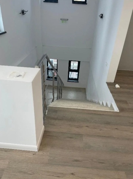 Palazu Mare, spatiu 500 mp., etaj 1