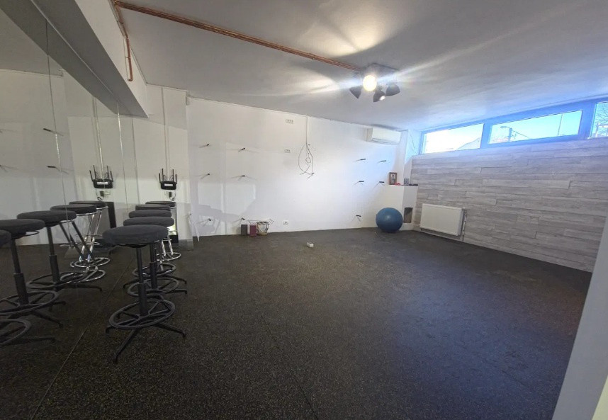 Bd. MAMAIA, spatiu comercial, 57 mp. , UTILITATI INCLUSE