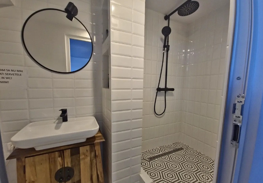 Bd. MAMAIA, spatiu comercial, 57 mp. , UTILITATI INCLUSE