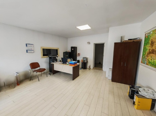 Hală industrială 1.342 mp , platformă 1.000 mp | acces TIR | 380V, 70 kw