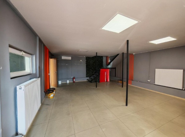 Hală industrială 1.342 mp , platformă 1.000 mp | acces TIR | 380V, 70 kw