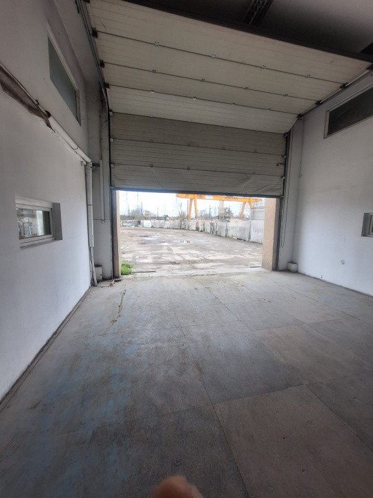 Hală industrială 1.342 mp , platformă 1.000 mp | acces TIR | 380V, 70 kw