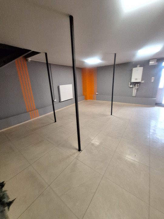 Hală industrială 1.342 mp , platformă 1.000 mp | acces TIR | 380V, 70 kw