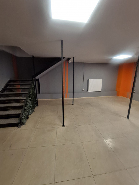 Hală industrială 1.342 mp , platformă 1.000 mp | acces TIR | 380V, 70 kw