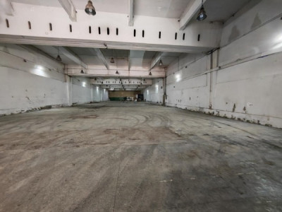 Hală industrială 1.342 mp , platformă 1.000 mp | acces TIR | 380V, 70 kw