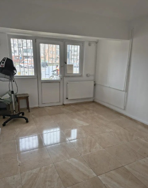 ICIL - Casa de Cultura, spatii comerciale, 75 mp. (4 subspatii individuale)