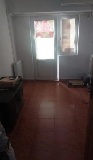 ICIL - Casa de Cultura, spatii comerciale, 75 mp. (4 subspatii individuale)