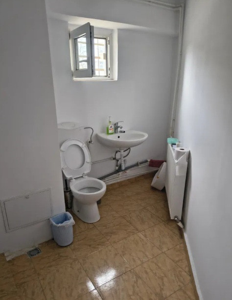 ICIL - Casa de Cultura, spatii comerciale, 75 mp. (4 subspatii individuale)