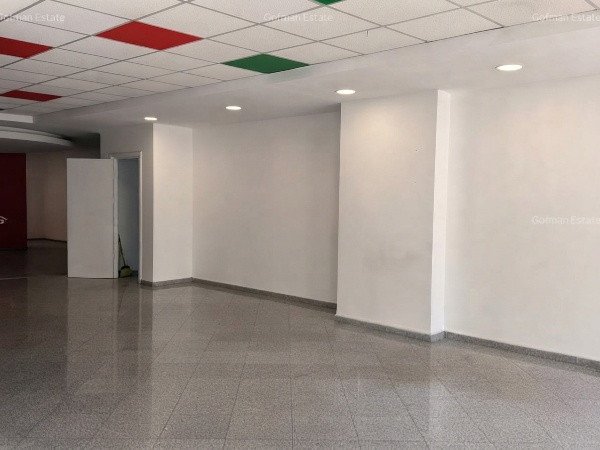 KM 0 - Ultracentral - bd. Tomis, SPATIU COMERCIAL 580 mp.
