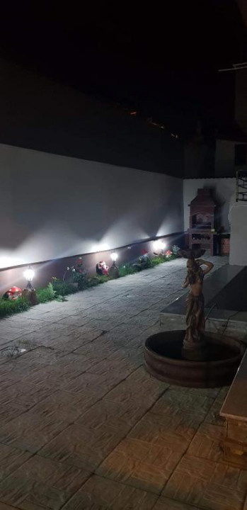 Imobil D+P+2, 11 camere cu baie proprie, UTILITATI INCLUSE!