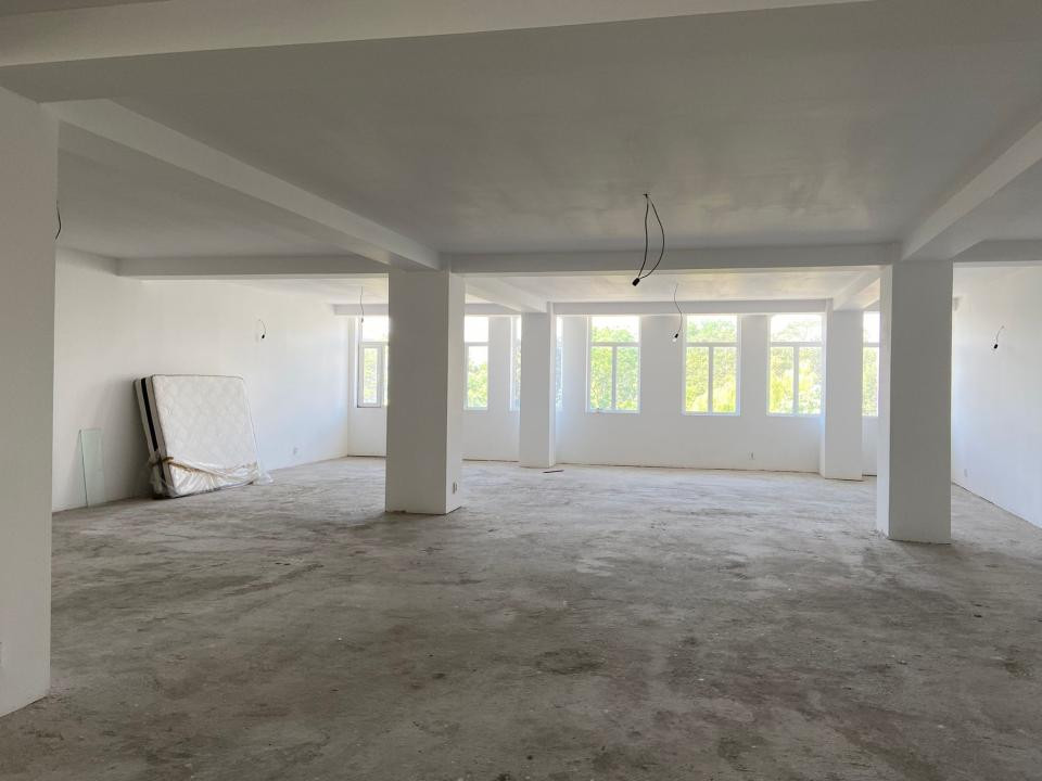 Ultracentral - bd. Tomis, SPATIU COMERCIAL 350 mp., etaje 1/2