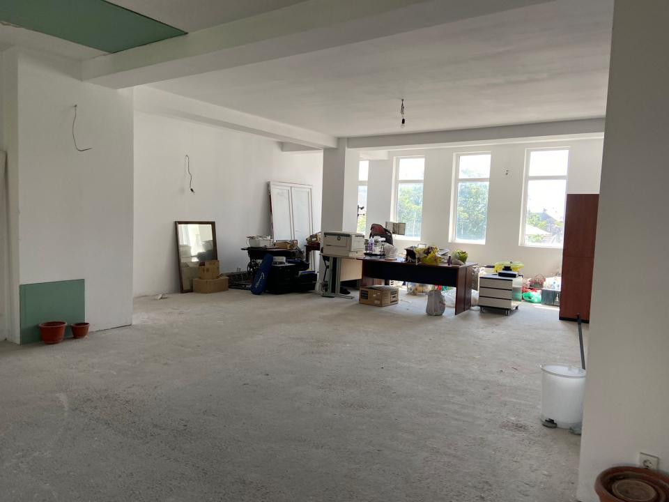 Ultracentral - bd. Tomis, SPATIU COMERCIAL 350 mp., etaje 1/2