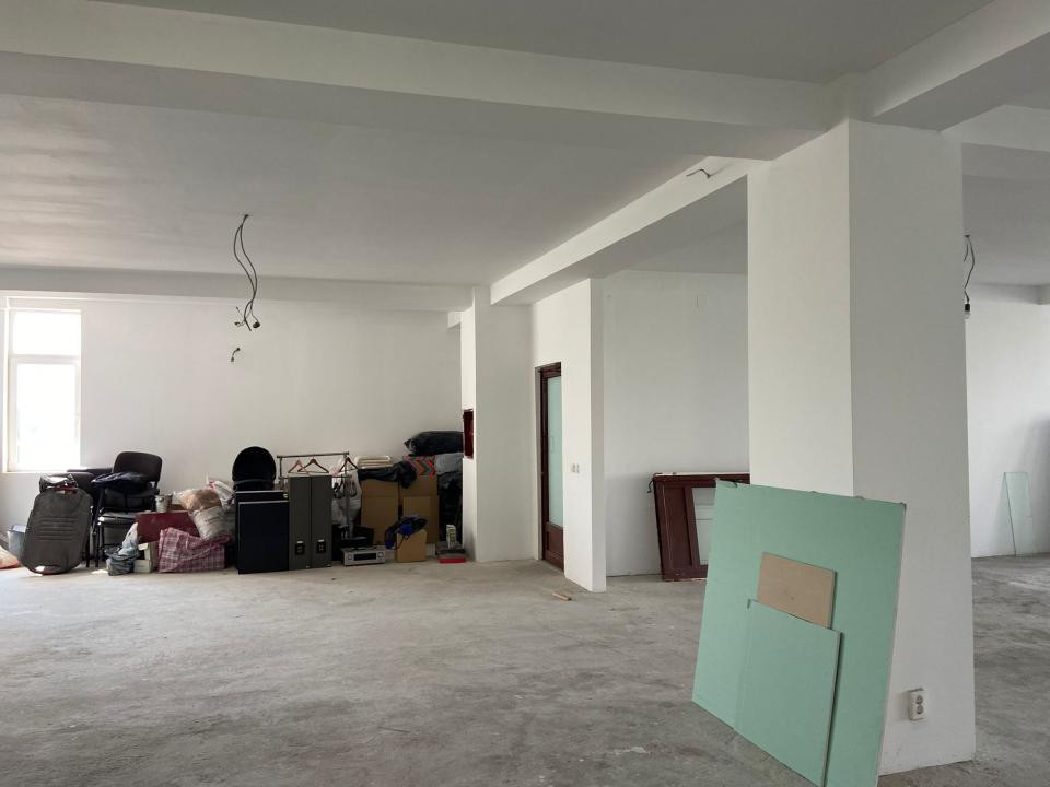 Ultracentral - bd. Tomis, SPATIU COMERCIAL 350 mp., etaje 1/2