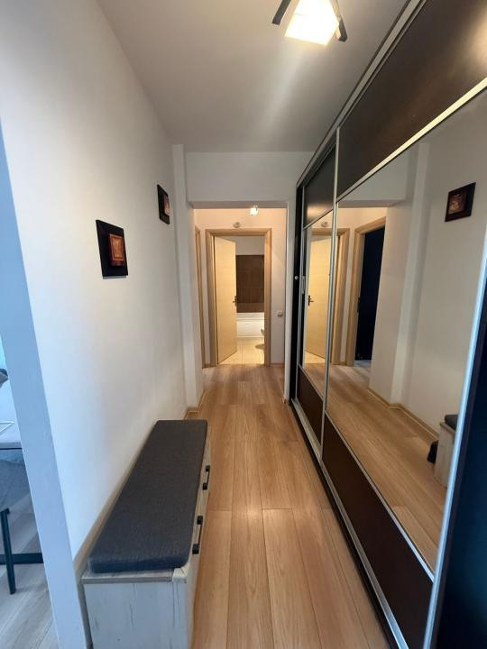 Tomis Plus, 2 camere, mobilat, LOC PARCARE PROPRIU