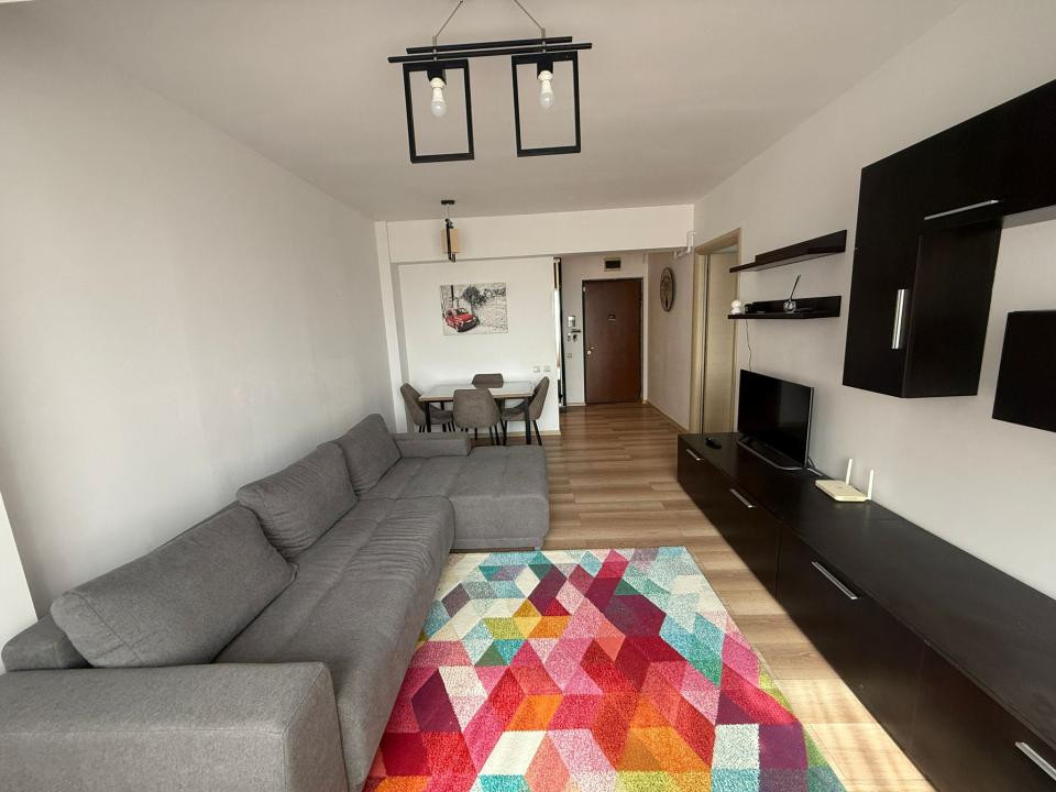 Tomis Plus, 2 camere, mobilat, LOC PARCARE PROPRIU