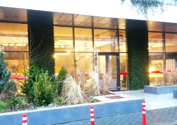 Tomis Nord, spatiu comercial, 450 mp.