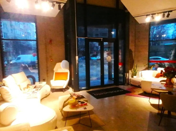 Tomis Nord, spatiu comercial, 450 mp.