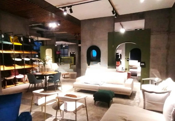 Tomis Nord, spatiu comercial, 450 mp.