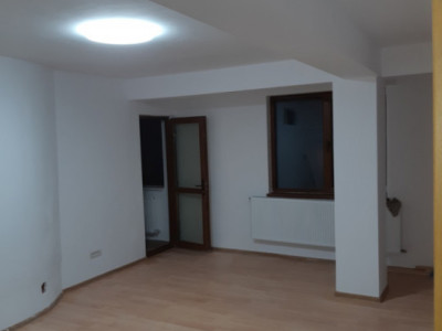 Trocadero, spatii IDEAL BIROURI, 40- 50 mp., UTILITATI INCLUSE