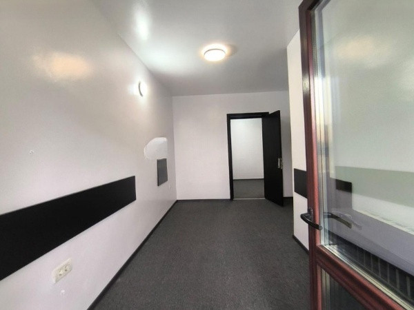Ultracentral, spatiu IDEAL BIROURI, 85 mp.