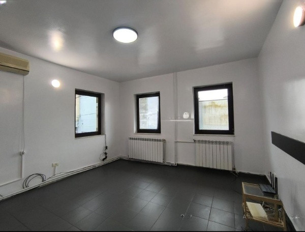 Ultracentral, spatiu IDEAL BIROURI, 85 mp.