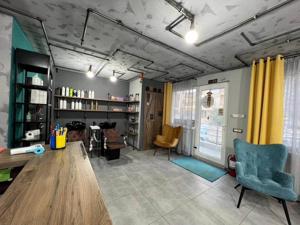 Tomis Plus, spatiu comercial super amenajat