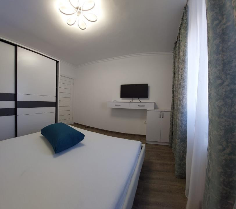 Far, apartament 2 camere renovat 2025, etaj 3