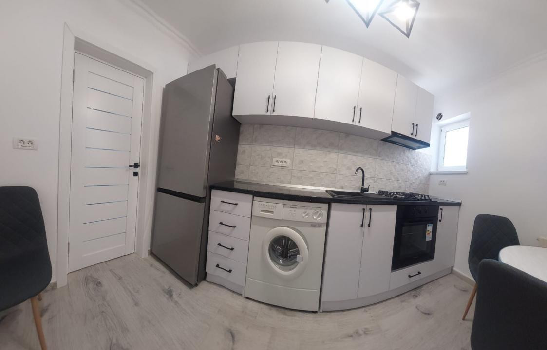 Far, apartament 2 camere renovat 2025, etaj 3