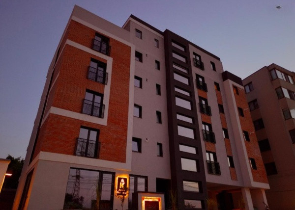 Kamsas - Baba Novac, spatiu comercial 65 mp., 2 locuri parcare