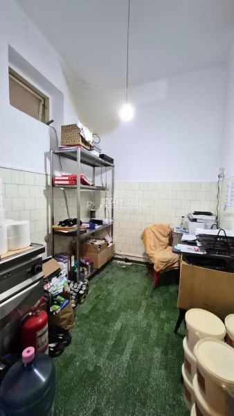 Capitol, imobil 4 Camere, intrare din strada