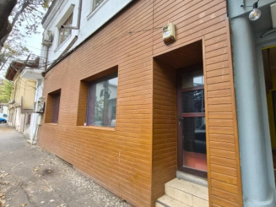 Capitol, imobil 4 Camere, intrare din strada