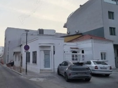 Ultracentral , spatiu individual , parter, 140 mp.