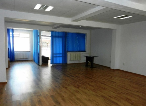 Trocadero, spatiu birouri, 100 mp., etaj 1