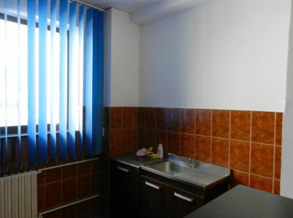 Trocadero, spatiu birouri, 100 mp., etaj 1