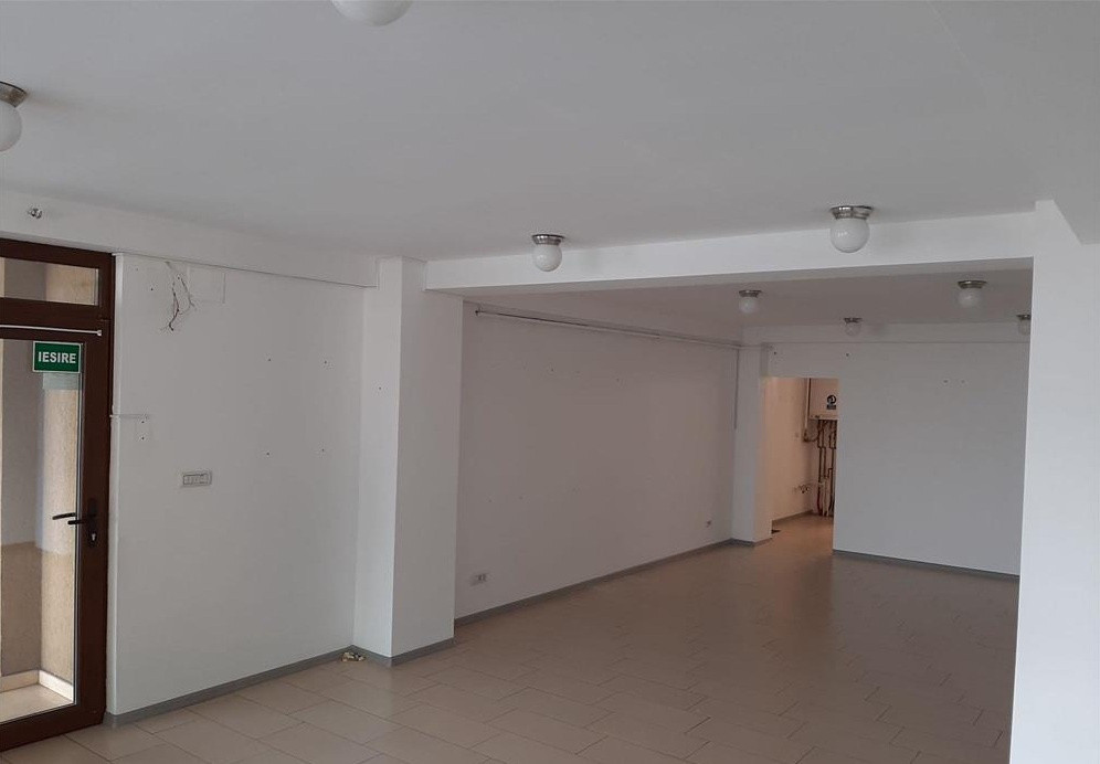 Trocadero - spațiu comercial , 66 mp