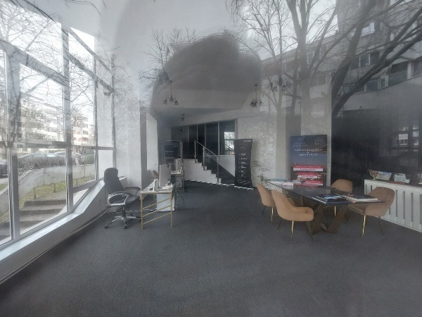 Dacia - bd. Tomis, SPATIU COMERCIAL, 80 mp.