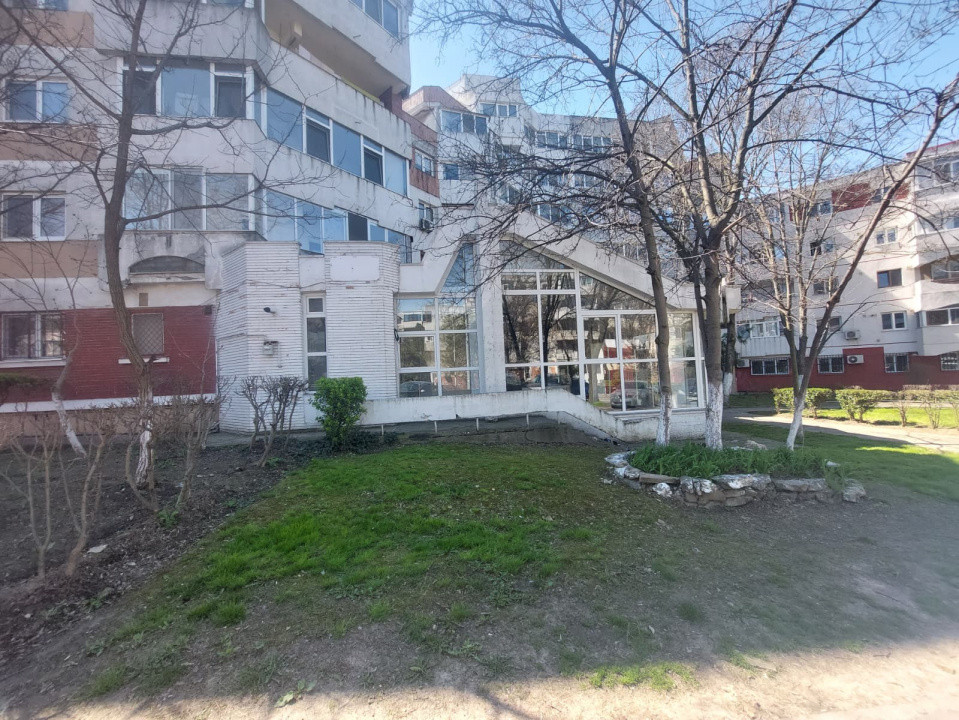 Dacia - bd. Tomis, SPATIU COMERCIAL, 80 mp.
