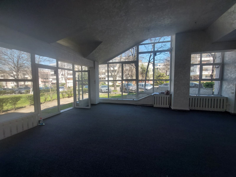 Dacia - bd. Tomis, SPATIU COMERCIAL, 80 mp.