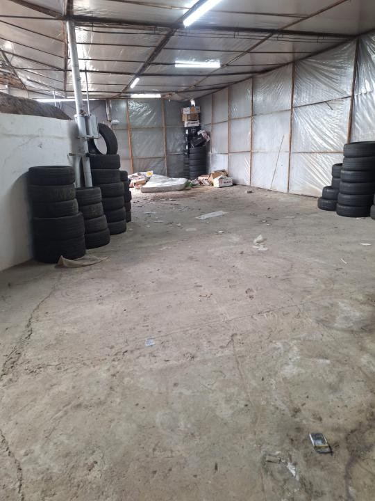 Far - Abator , hala 210 mp, platforma betonata, acces TIR