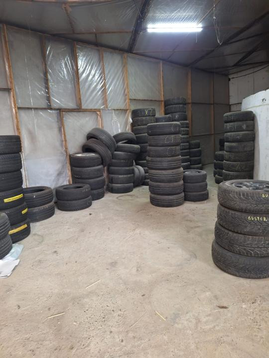 Far - Abator , hala 210 mp, platforma betonata, acces TIR