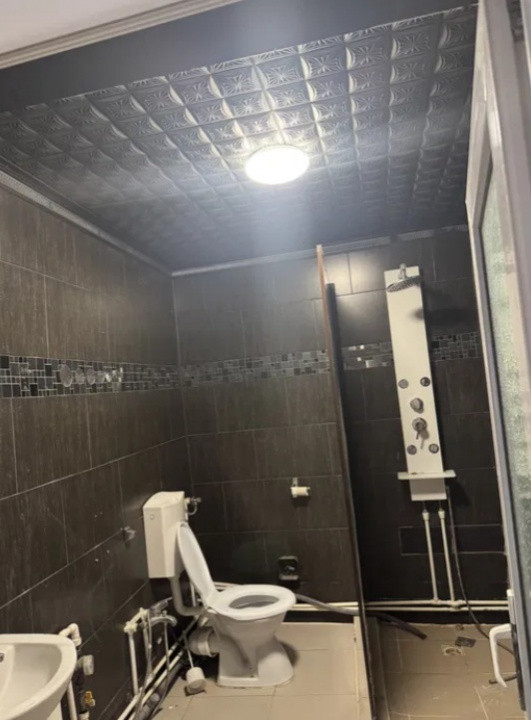 Bulevardul Mamaia – P+1,  vizibilitate excelentă, spațiu comercial 