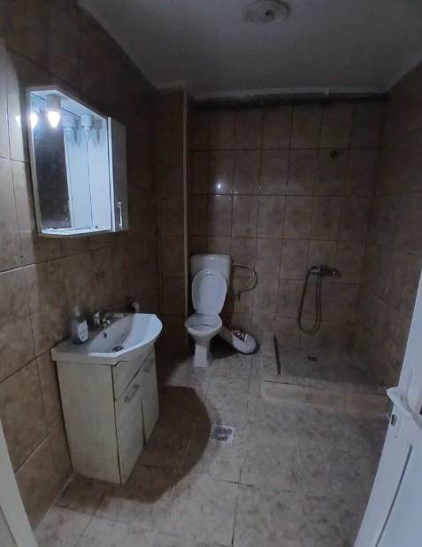 Capitol - Bd. Mamaia , P+1, spatiu comercial