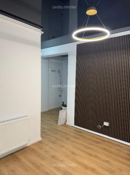 Campus - spațiu comercial / birou premium de vânzare