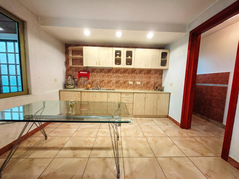 Eforie Sud, proprietate UNICAT,  D+P+1 , la 200 m de plajă